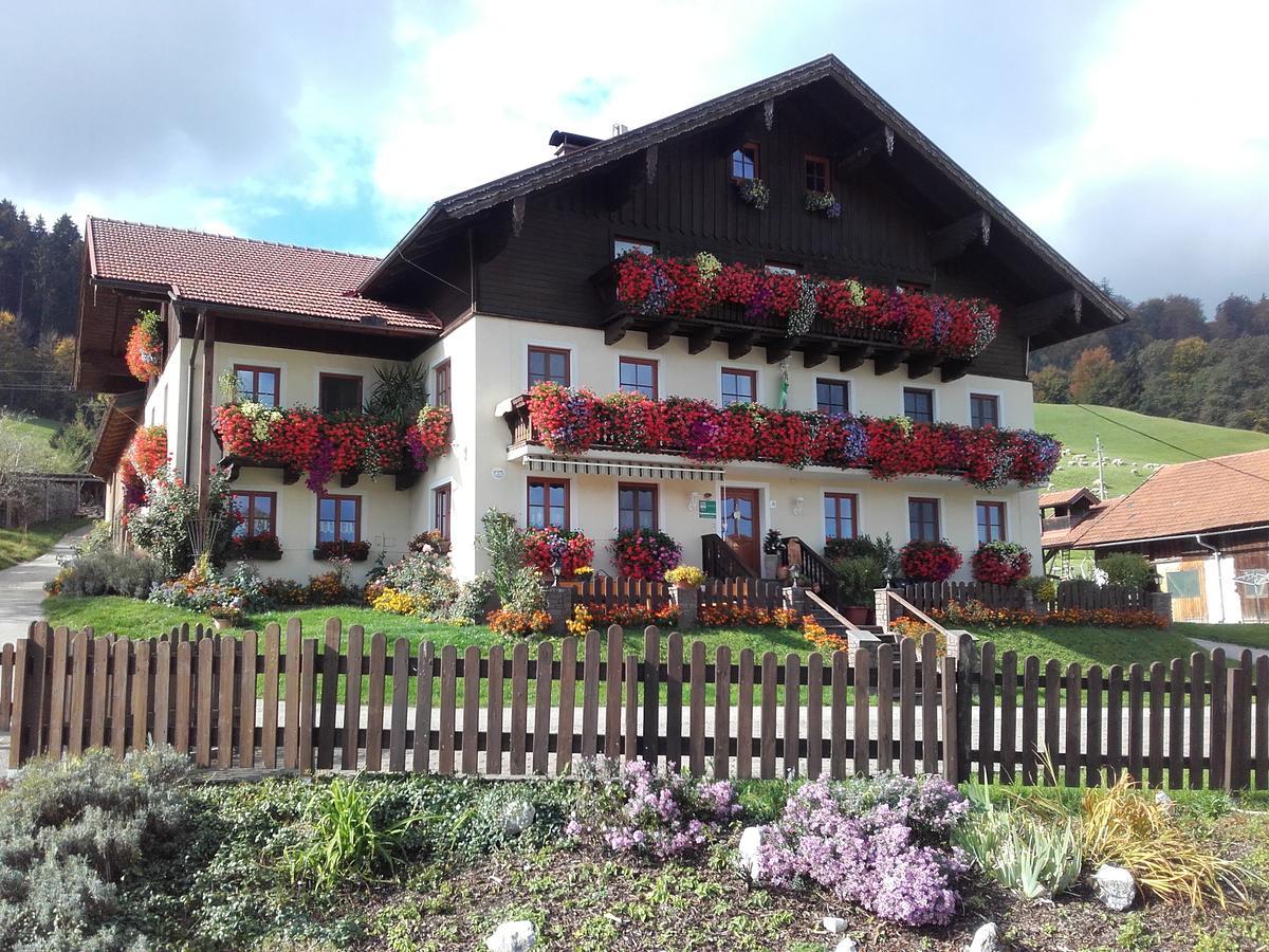 Nussbaumer Am Irrsee Tiefgraben Exteriér fotografie
